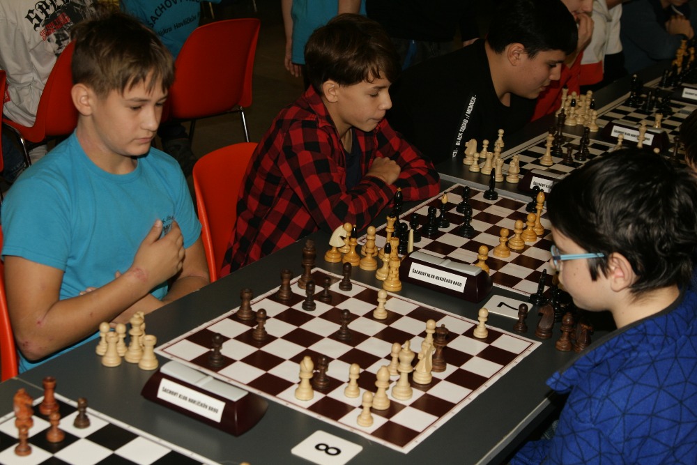 ZŠ v Havlíčkově Brodě znají šachové přeborníky.